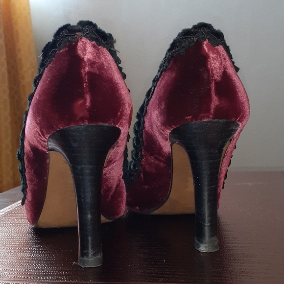 Rebeca Sanver velvet shoes - Picture 6 of 10